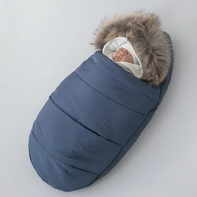 Конверт зимний Швейная династия на выписку "Новый Гномми"