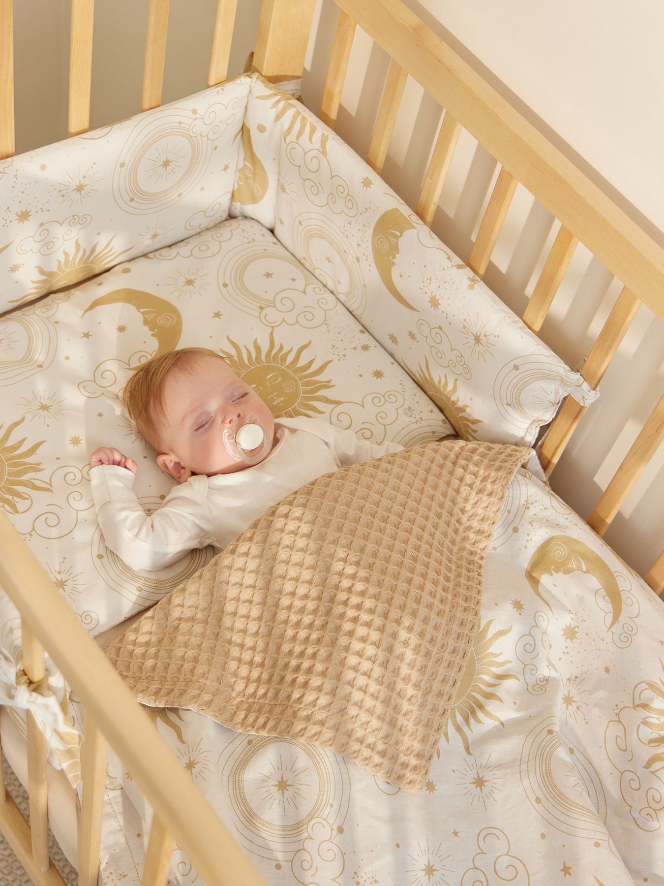 Кроватка детская Happy Baby MIRRA LIGHT c матрасом и простынёй 7