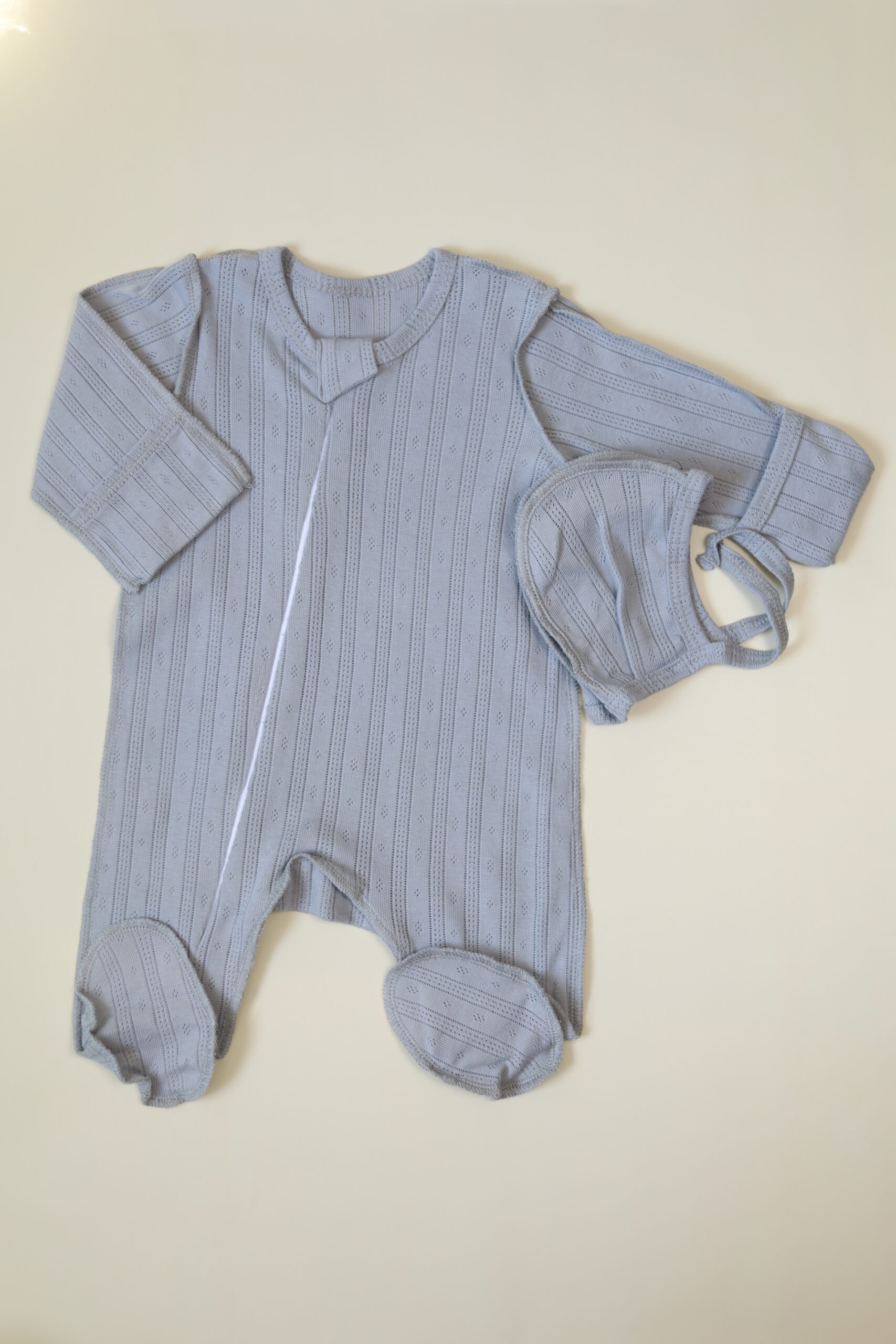 Комбинезон MATUSHKIN на молнии, рук. с отвор.,зак. ножки, швы наружу, трансферная рибана 2