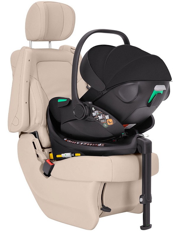 Автокресло группы 0+ Carrello Vega lite + база 7 Автокресло группы 0+ Carrello Vega lite + база