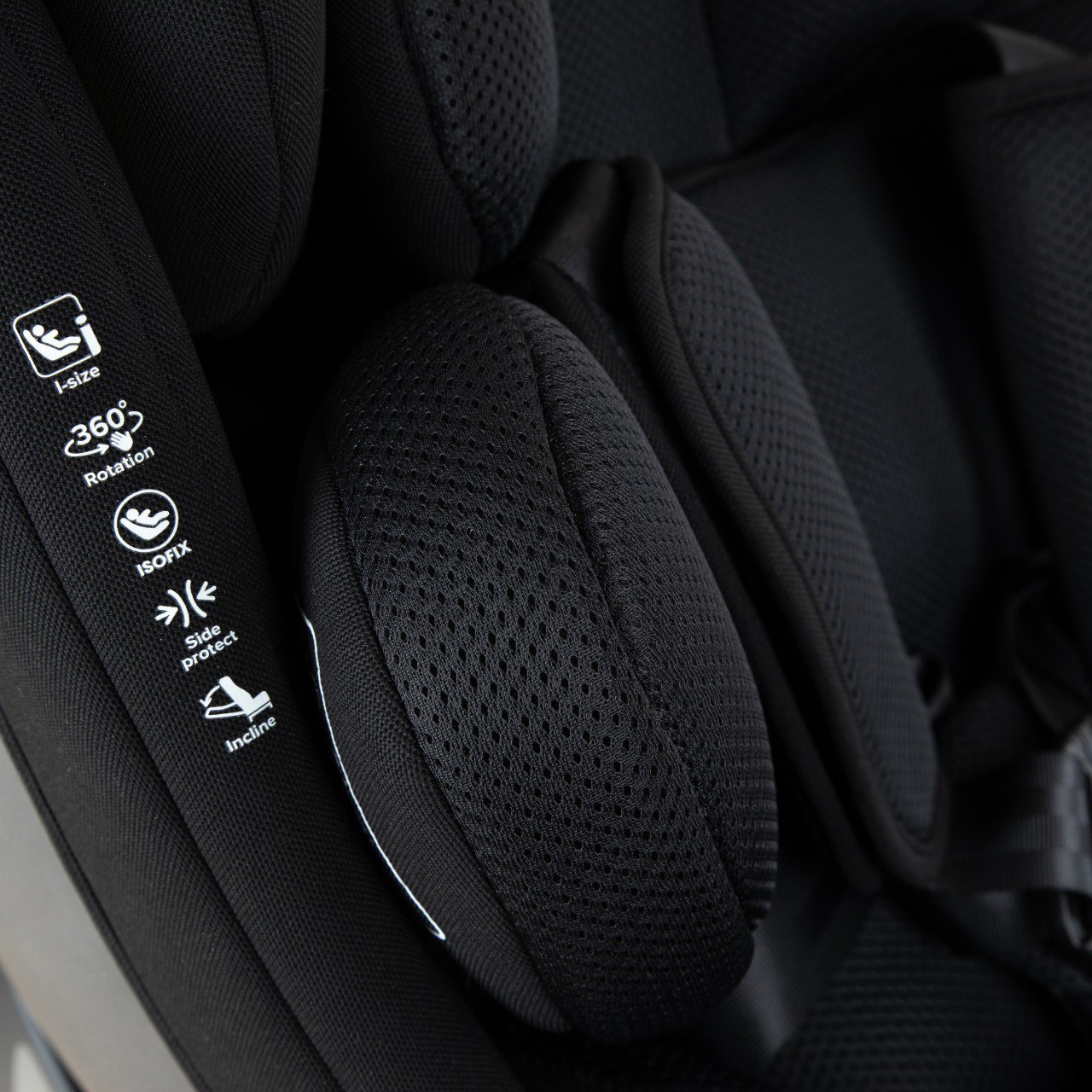 Автокресло группы 0/1/2/3 Pituso Roys Lux i-Size 10 Автокресло группы 0/1/2/3 Pituso Roys Lux i-Size