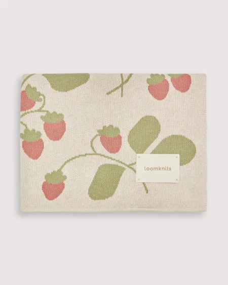 Плед детский Loomknits Клубнички